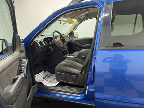 2010 Ford Explorer Sport Trac XLT