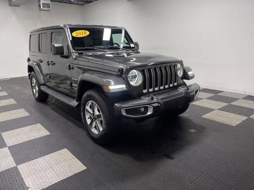 Granite Crystal Clearcoat Metallic 2018 Jeep Wrangler Unlimited Sahara