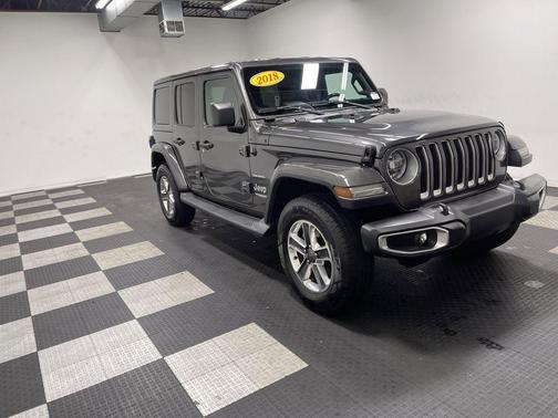 Granite Crystal Clearcoat Metallic 2018 Jeep Wrangler Unlimited Sahara