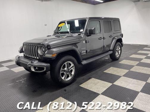 Granite Crystal Clearcoat Metallic 2018 Jeep Wrangler Unlimited Sahara