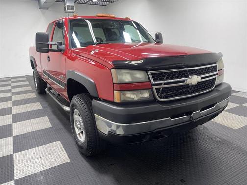2006 Chevrolet Silverado 2500 LT H/D Extended Cab