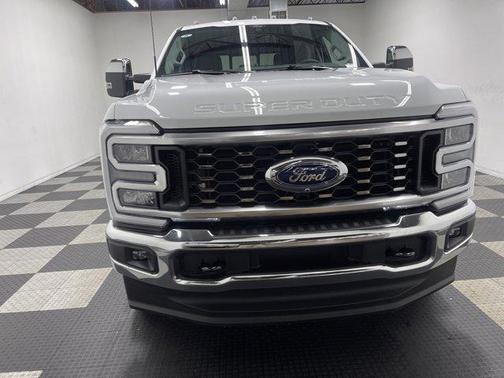 2026 Ford F-350 Lariat Super Duty