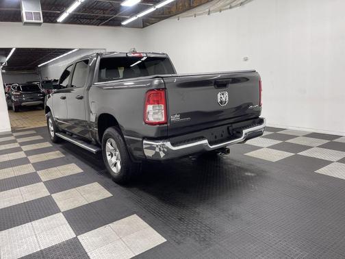 Granite Crystal Clearcoat Metallic 2024 RAM 1500 Big Horn/Lone Star