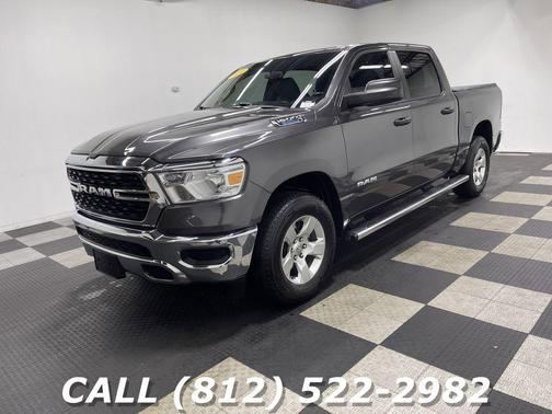 Granite Crystal Clearcoat Metallic 2024 RAM 1500 Big Horn/Lone Star