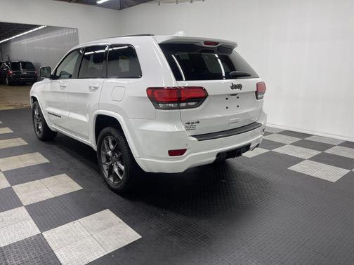 Bright White Clearcoat 2021 Jeep Grand Cherokee Limited