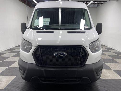 2025 Ford Transit-250 148 WB Medium Roof Cargo