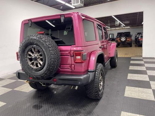Tuscadero Pearlcoat 2021 Jeep Wrangler Unlimited Rubicon 392