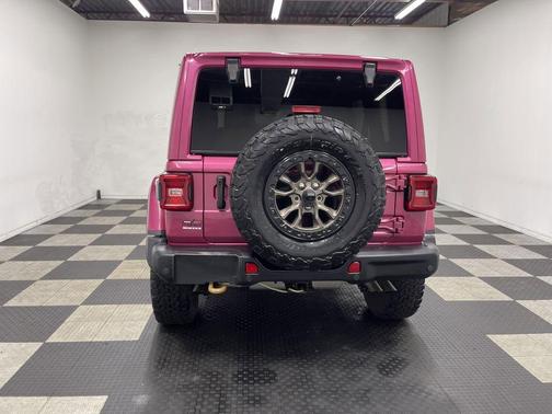 Tuscadero Pearlcoat 2021 Jeep Wrangler Unlimited Rubicon 392