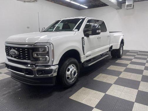 2026 Ford F-350 Lariat Super Duty