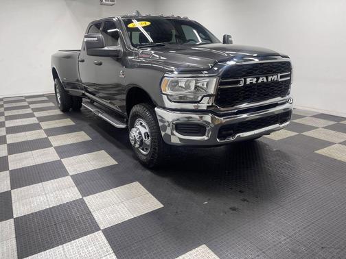 Granite Crystal Clearcoat Metallic 2024 RAM 3500 Tradesman
