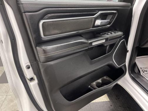 Bright White Clearcoat 2023 RAM 1500 Laramie