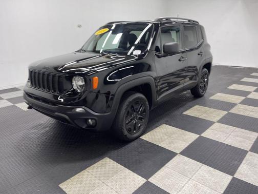 Black Clearcoat 2020 Jeep Renegade Sport