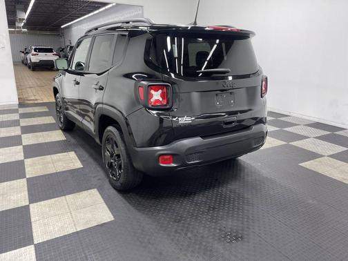 Black Clearcoat 2020 Jeep Renegade Sport