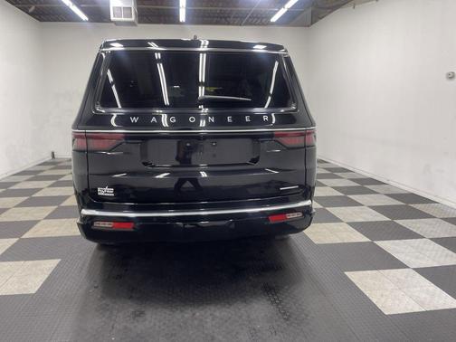 Diamond Black 2024 Jeep Wagoneer L Series II