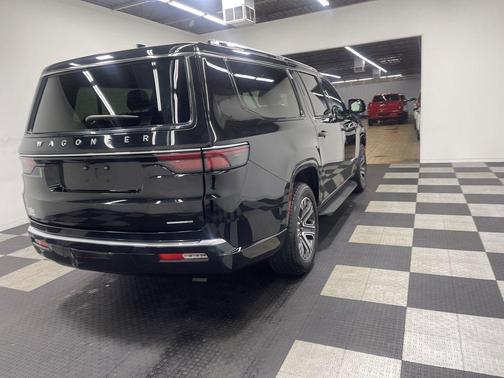Diamond Black 2024 Jeep Wagoneer L Series II