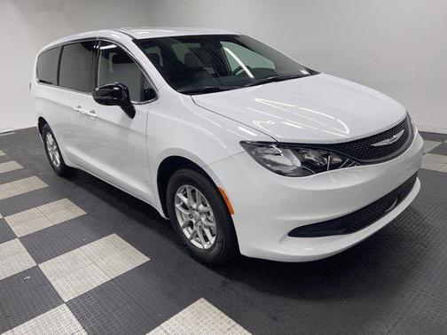 2026 Chrysler Voyager LX