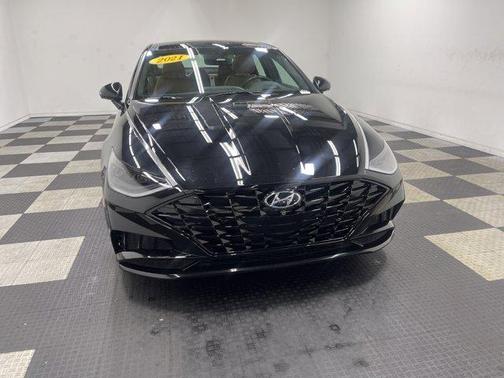 2021 Hyundai SONATA Limited