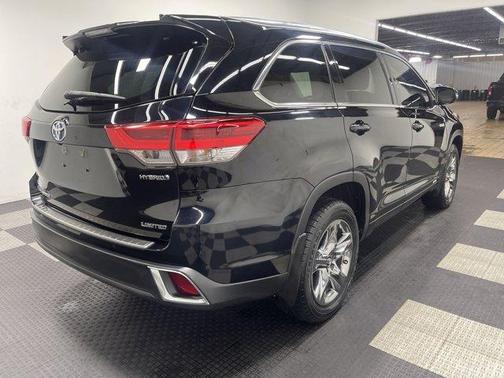 2017 Toyota Highlander Hybrid Limited Platinum