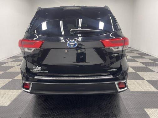 2017 Toyota Highlander Hybrid Limited Platinum