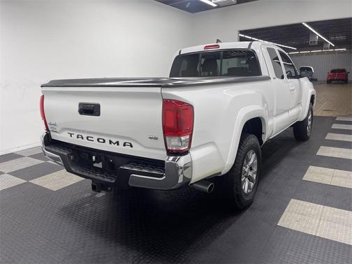 2017 Toyota Tacoma SR5