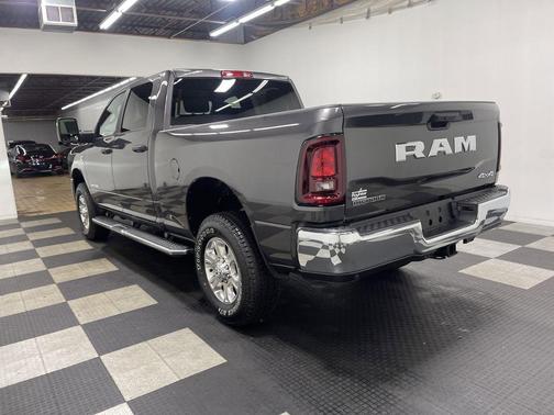 Granite Crystal Clearcoat Metallic 2026 RAM 2500 Big Horn