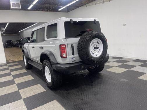 Avalanche Gray 2026 Ford Bronco Heritage Edition