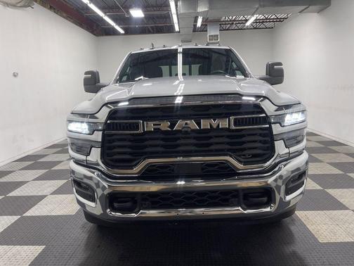 Silver Zynith 2026 RAM 3500 Tradesman