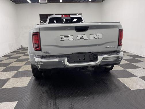 Silver Zynith 2026 RAM 3500 Tradesman