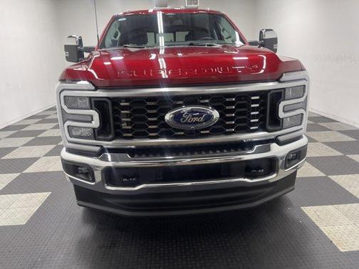2026 Ford F-350 Lariat Super Duty