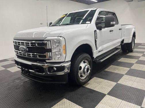 2023 Ford F-350 XLT