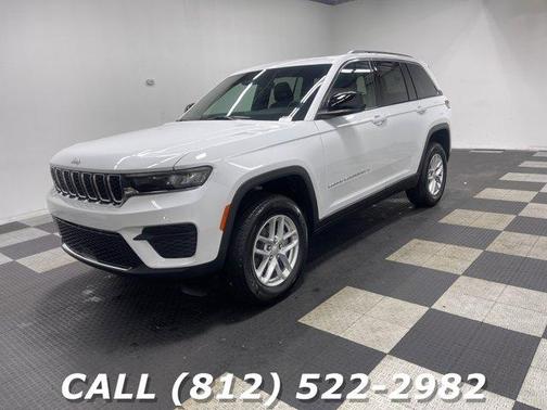 Bright White 2026 Jeep Grand Cherokee Laredo