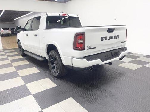 Bright White Clearcoat 2026 RAM 1500 Big Horn
