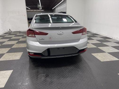 Stellar Silver 2020 Hyundai ELANTRA SEL