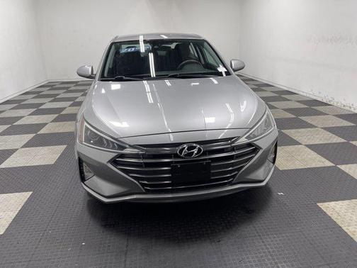 Stellar Silver 2020 Hyundai ELANTRA SEL