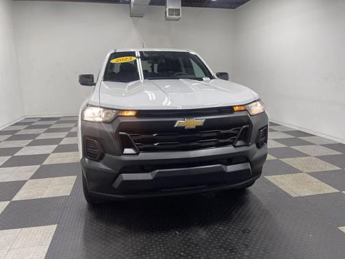 2023 Chevrolet Colorado WT