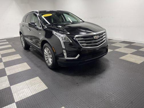 Stellar Black Metallic 2017 Cadillac XT5 Luxury