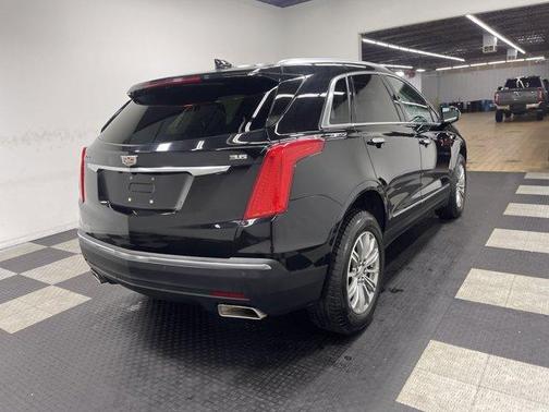 Stellar Black Metallic 2017 Cadillac XT5 Luxury