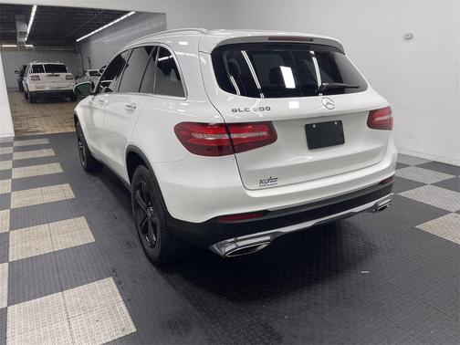 2018 Mercedes-Benz GLC 300 Base