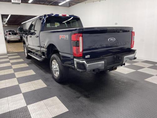 Blue Metallic 2024 Ford F-250 XLT