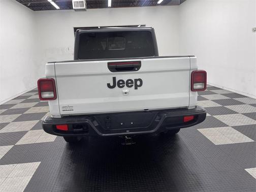 2024 Jeep Gladiator Sport