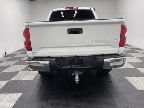 2015 Toyota Tundra SR5