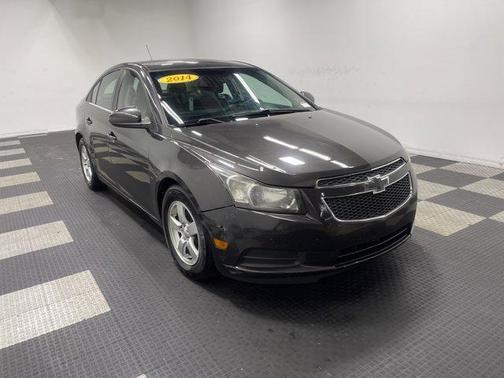Tungsten Metallic 2014 Chevrolet Cruze 1LT