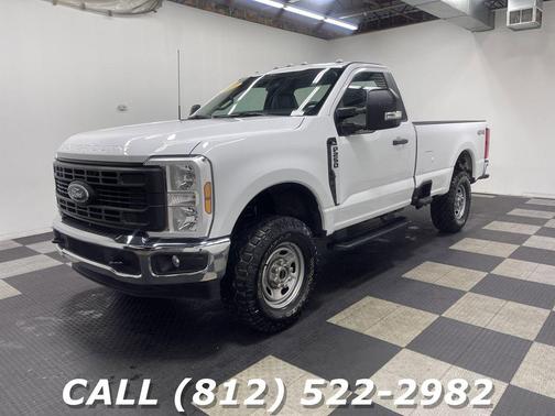 Oxford White 2024 Ford F-250 XL