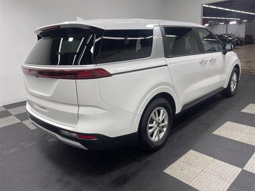 2022 Kia Carnival LXS