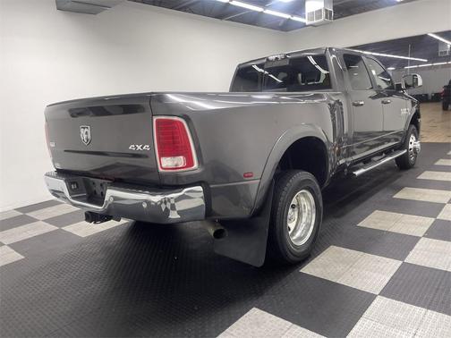 2017 RAM 3500 Laramie