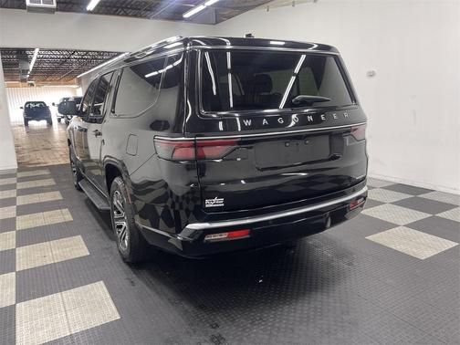 2023 Jeep Wagoneer L Series II