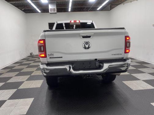 Bright White Clearcoat 2020 RAM 2500 Big Horn