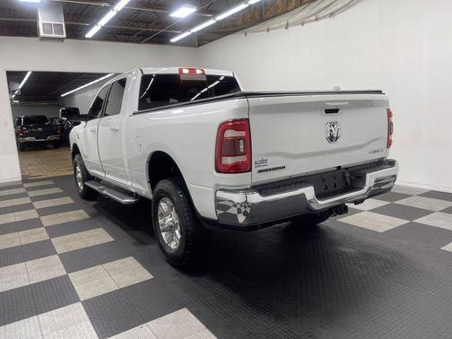Bright White Clearcoat 2020 RAM 2500 Big Horn