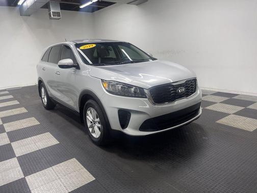 2019 Kia Sorento LX