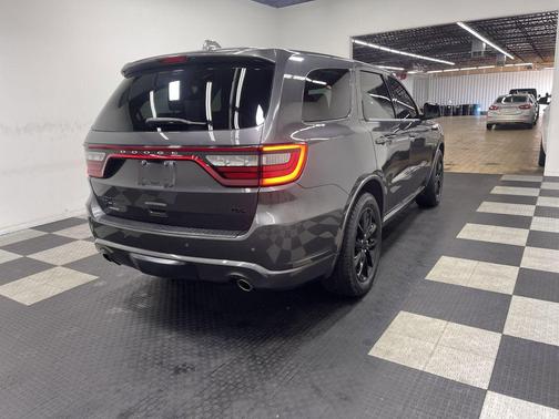 Granite Clearcoat Metallic 2018 Dodge Durango R/T